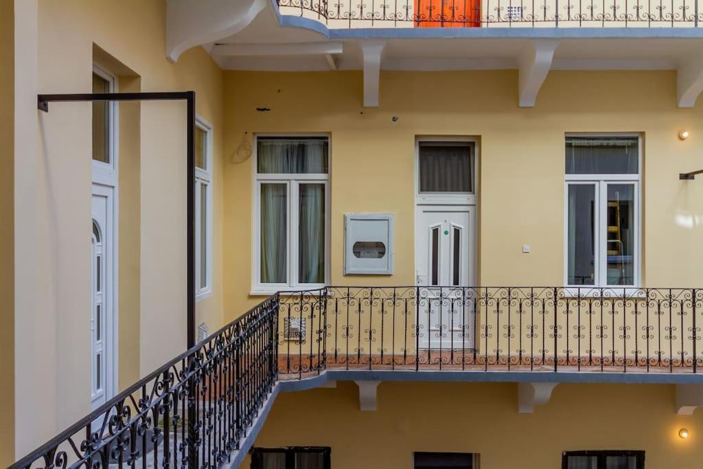 Apartmento Albero Di Acacia By Nw Budapest Exterior foto